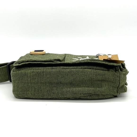 Green Messenger Bag Sustainable Eco bag Handmade Gift Swirl Sun Embroidery - Picture 7 of 8